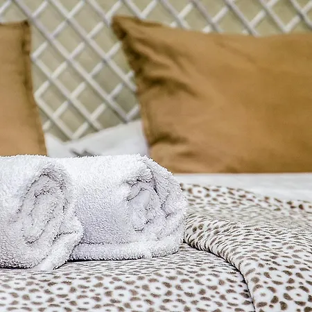 Five Square Apartamento *